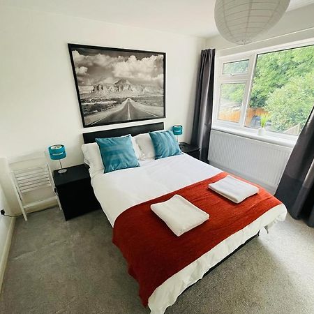 Enfield Chase Apartment Luaran gambar