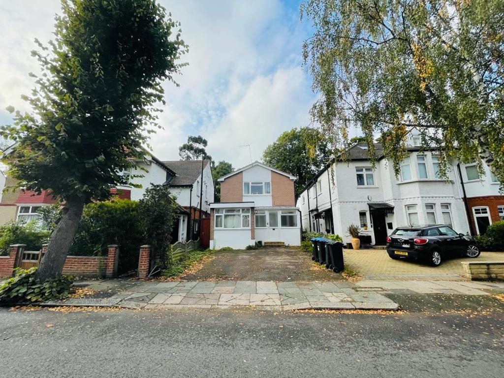 Enfield Chase Apartment Luaran gambar