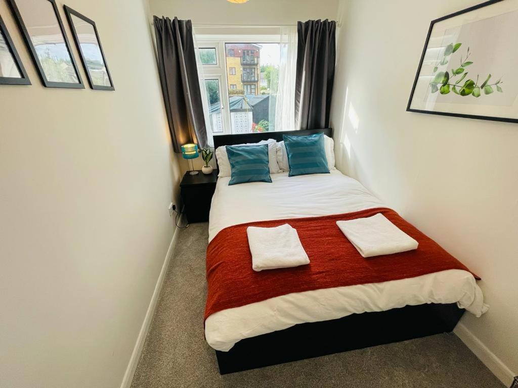 Enfield Chase Apartment Luaran gambar