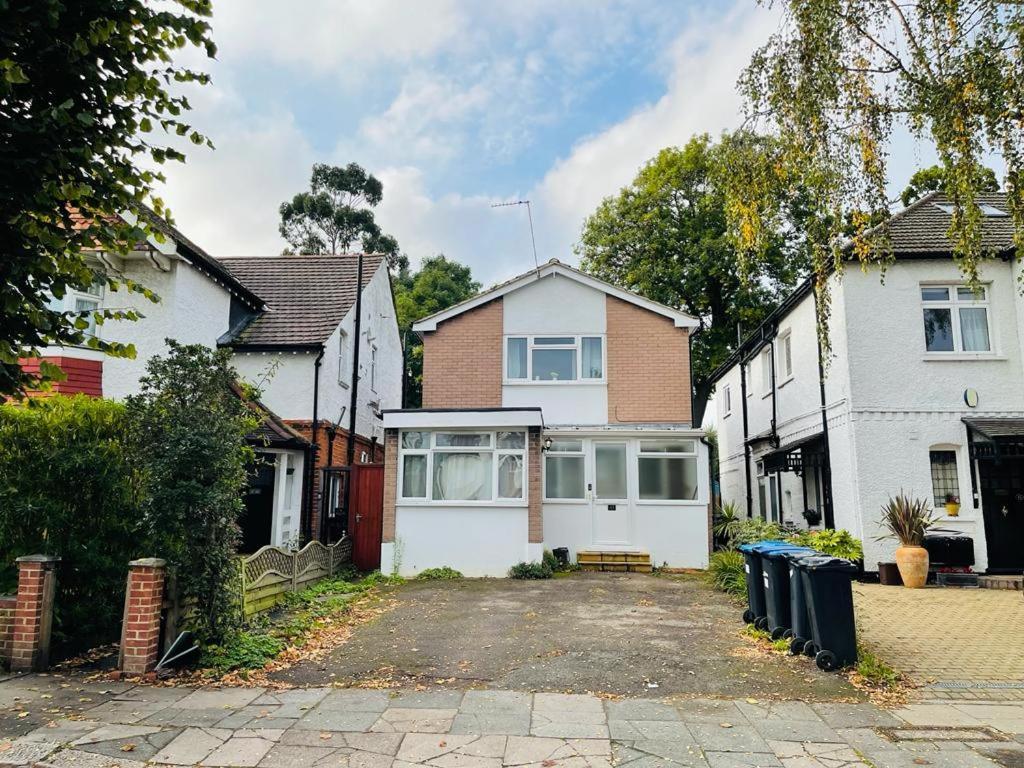 Enfield Chase Apartment Luaran gambar